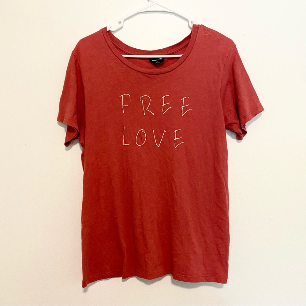 FREE LOVE Embroidered Text Graphic Tee Minimalist
